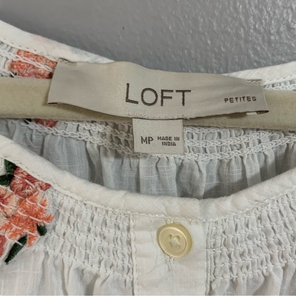 Loft white smocked cotton floral shirt sleeve button up blouse. Size MP - Picture 3 of 10